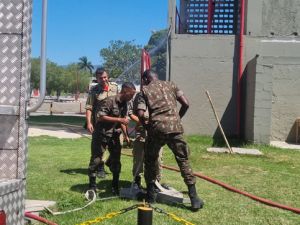 treinamento da brigada de combate a incndio da pmpv 5